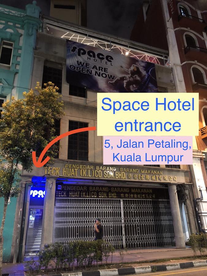 Space Hotel @ Chinatown Kuala Lumpur Exterior foto